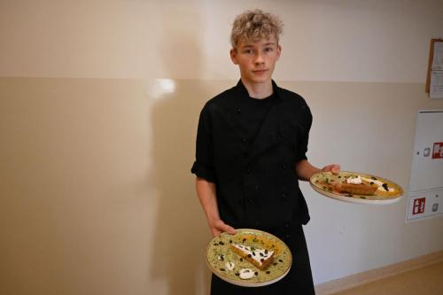 konkurs-gastronomiczny-uczen-na-maksa-zaklete-w-dyni-11