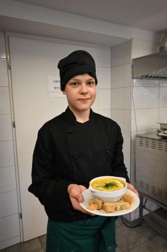 konkurs-gastronomiczny-uczen-na-maksa-zaklete-w-dyni-14