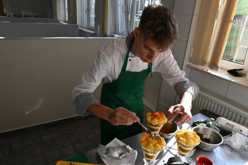 konkurs-gastronomiczny-uczen-na-maksa-zaklete-w-dyni-24