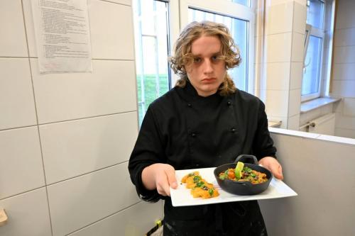 konkurs-gastronomiczny-uczen-na-maksa-zaklete-w-dyni-9