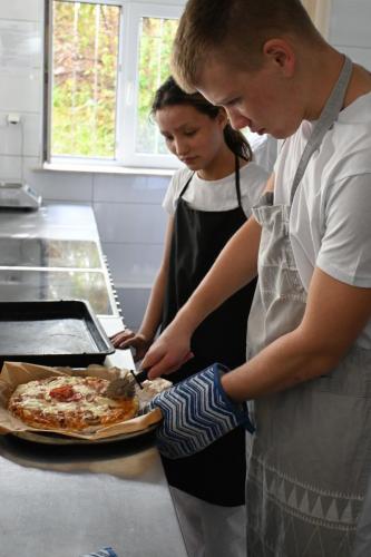 10-cukiernicy-3AP-pizza