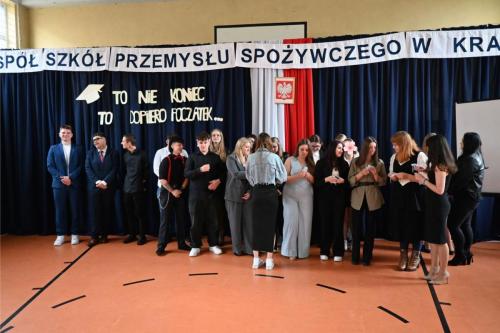 zakonczenie-roku-klasy-5-14