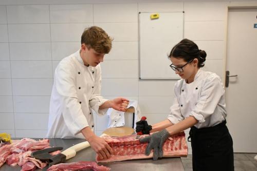 2025-10-17-3TB-warsztaty-rozbioru-poltuszy-wieprzowej-12