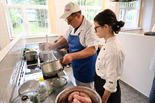 2025-10-17-3TB-warsztaty-rozbioru-poltuszy-wieprzowej-21