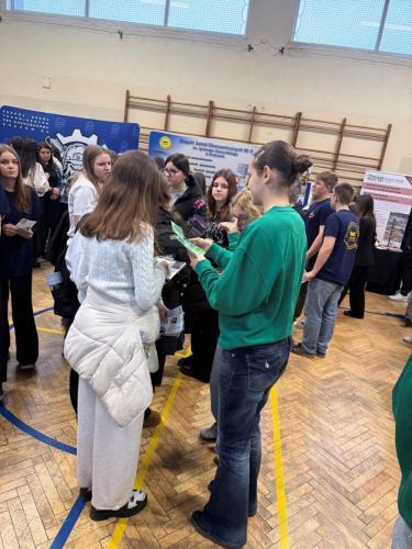 XXIV-styczniowe-targi-szkol-zawodowych-w-meliorku-3